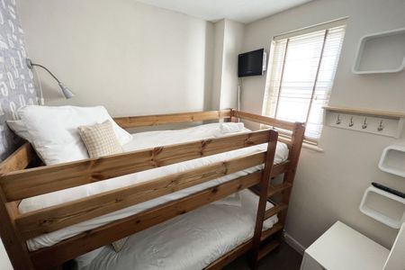 Wentworth Street - Photo 4