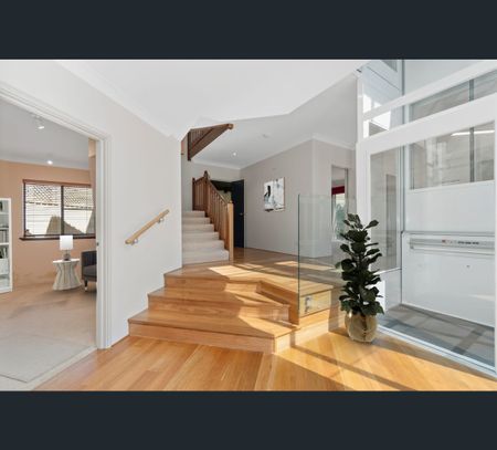4 Hovea Crescent, City Beach, WA 6015 - Photo 3