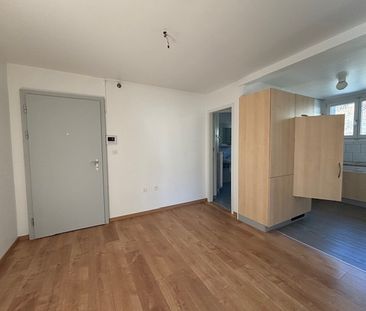 appartement de 3.5 pces au 2ème étage proche de la gare - Photo 6