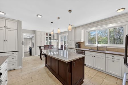 For Lease - 12 Themer Court, New Tecumseth, Ontario - Photo 4