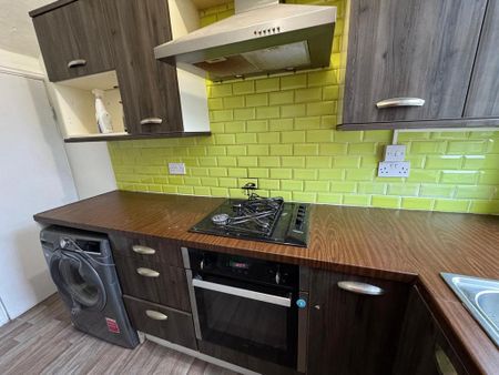 2 bedroom terraced house to rent - Photo 5