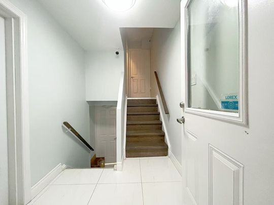 For Lease - 81 Hollyberry Trail Unit# 3rd floor, Toronto, Ontario - Photo 1
