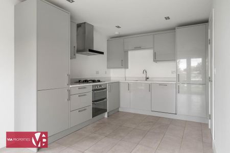 2 bedroom apartment to rent - Photo 5