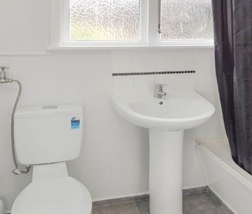 Spacious 3-Bedroom Home with Large Backyard Refurbished & Ready - Photo 5