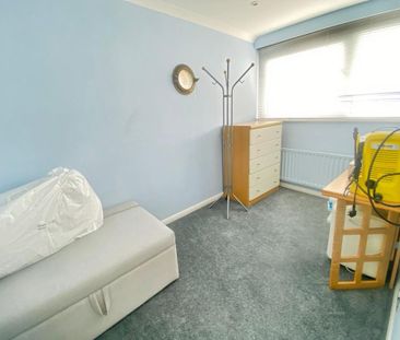 3 bedroom townhouse to rent - Photo 3