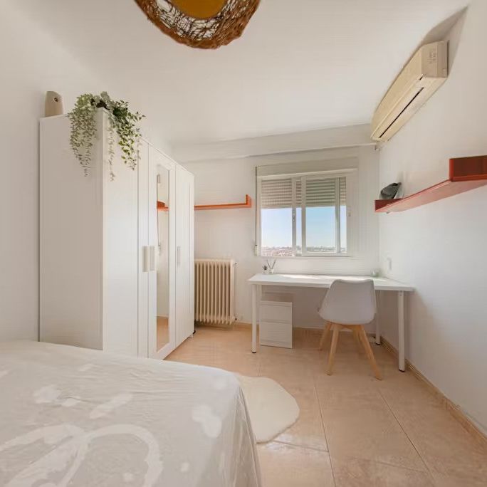 Calle Santa Virgilia, Madrid, Community of Madrid 28033 - Photo 1