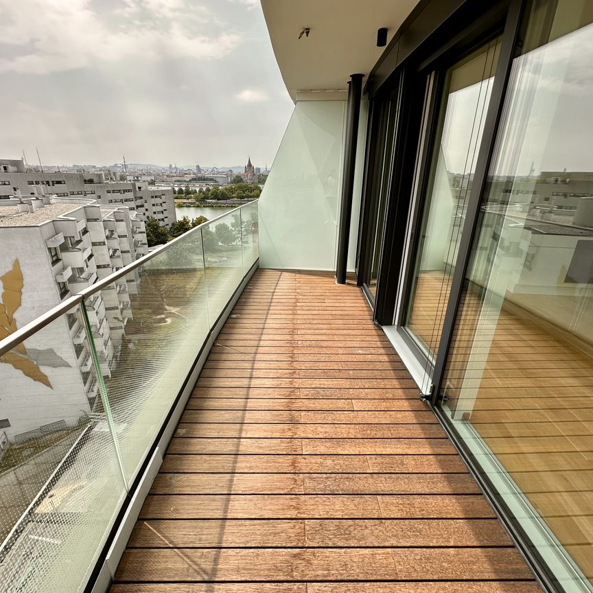 Pretty and bright studio and balcony apartment in a luxurious building for rent! - Photo 1