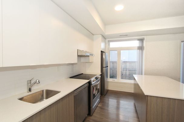 For Lease - 160 Canon Jackson Drive Unit# 209, Toronto, Ontario - Photo 1