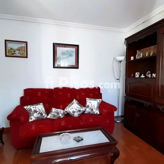 Chalet en alquiler en Calle Caserio La Carbayeda - Photo 1