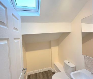 3 bedroom terraced house to rent - Photo 4