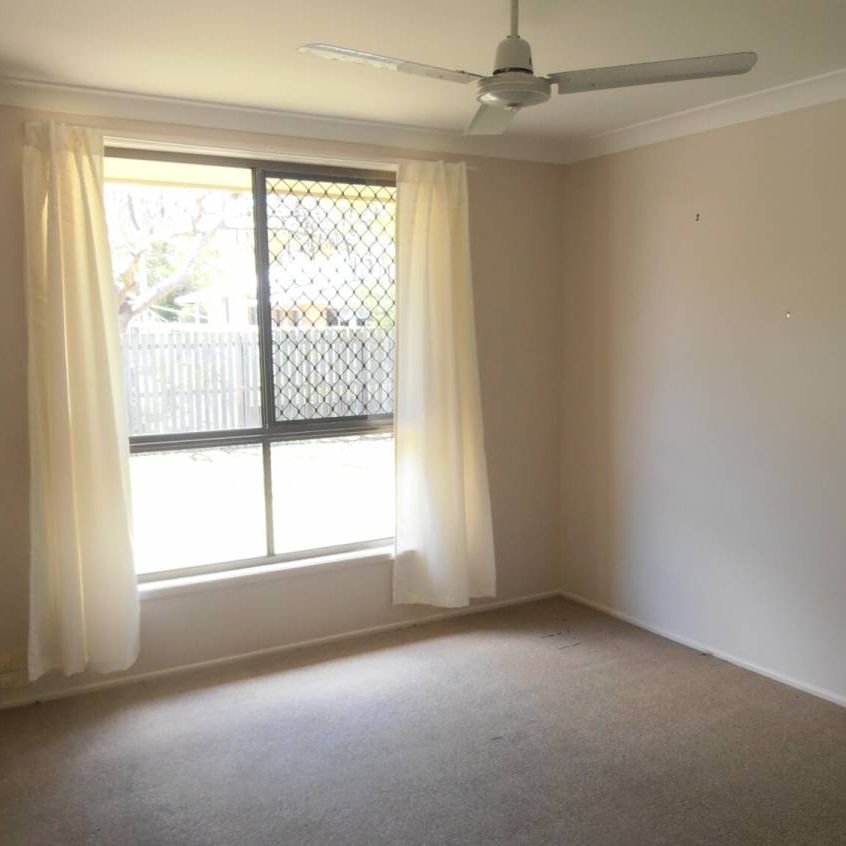 3 Bedroom Brick Available in Central Bargara - Photo 1