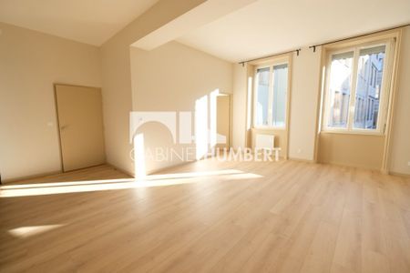 Location Appartement 2 pièces 59m² ST ETIENNE 42000 - Photo 2