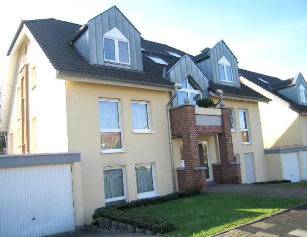 Renovierte 3-Zimmer-Wohnung mit Einbauküche in ruhiger und grüner Lage - Foto 1