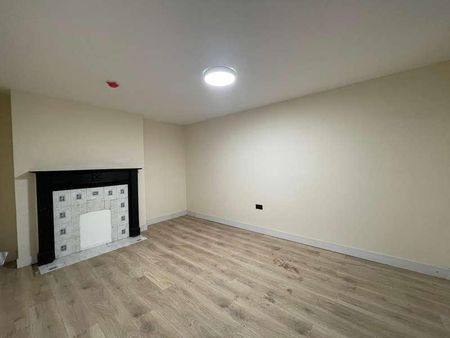 Gravelly Hill, Birmingham, B23 - Photo 5