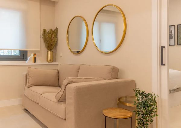 Paseo de las Delicias, Madrid, Community of Madrid 28045