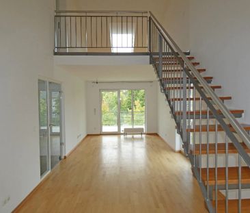 Dachgeschossliebhaber aufgepasst! Geräumige Maisonette-Wohnung im W... - Foto 1