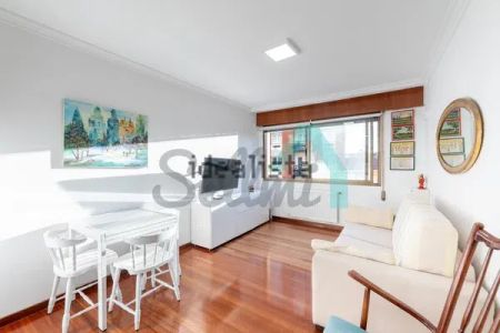 Alquiler de piso en Calle Menéndez Pelayo - Foto 5