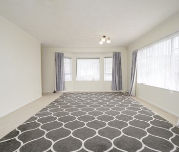 110 Oxford St, Tawa - Photo 6