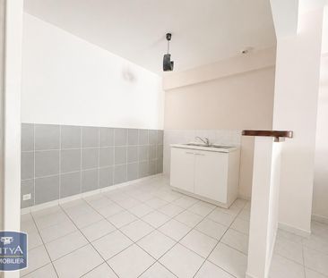 Location Appartement 3 pièces 75m² CHARNAY LES MACON 71850 - Photo 3