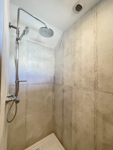 Location Appartement 2 pièces 40m² BORDEAUX 33000 - Photo 3