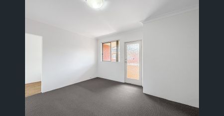 Great Value, Two Bedroom Apartment Available In Prime Location - Photo 4