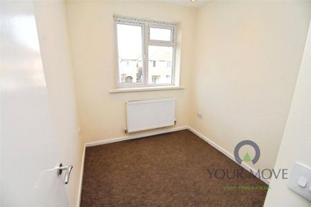 3 bedroom end of terrace house to rent - Photo 4