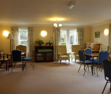 1 bedroom retirement property to rent - Photo 5