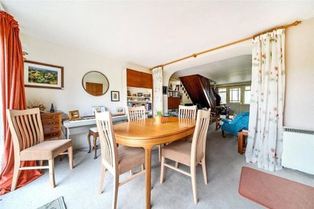 3 bedroom terraced house to rent - Photo 4