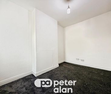 2 bedroom property to rent - Photo 4