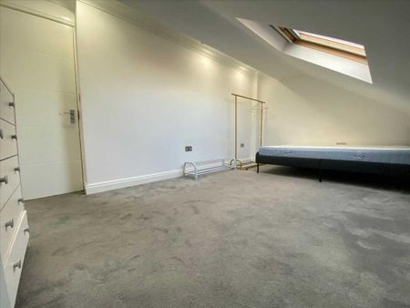 House share to rent - Photo 3