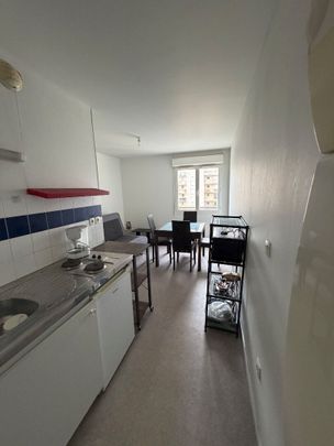 Location Appartement 1 pièce 19m² LE HAVRE 76600 - Photo 1