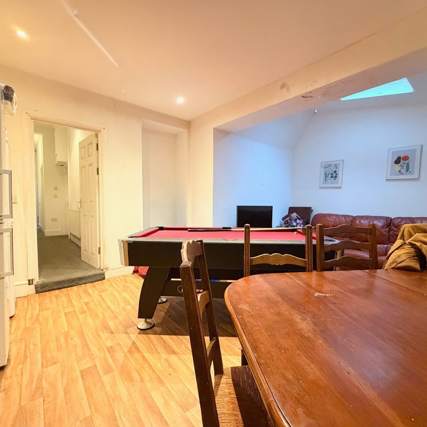 Glynrhondda Street, Cathays - Photo 1