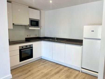 2 bedroom flat to rent - Photo 4