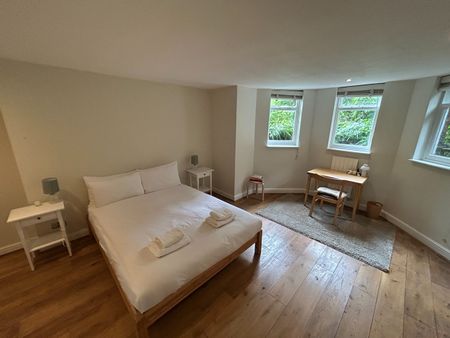 1 Bed Flat, Haslemere Road, N8 - Photo 3