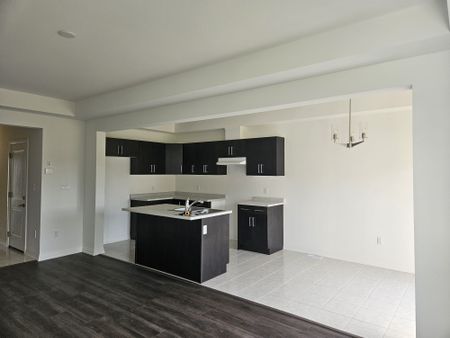 For Lease - 29 Whelan Court, Thorold, Ontario - Photo 5