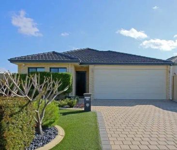 16 Gamenya Street, Canning Vale WA 6155 - Photo 3