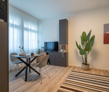 City Pop - Studio Apartments in Basel, next to the train station - Photo 5
