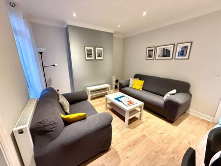 5 Bed Terraced House, Woodside Road, SO17 - Photo 4