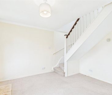 2 bedroom semi-detached house to rent - Photo 3