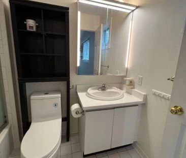 1009 Meadowridge Crescent #2nd B - Photo 5