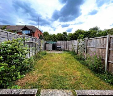 2 bedroom semi-detached house to rent - Photo 6