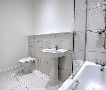 Healey Wood Road, Burnley - Photo 6