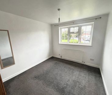 3 bedroom house to rent Belvoir Close, Ilkeston, Derbyshire, DE7 - Photo 3