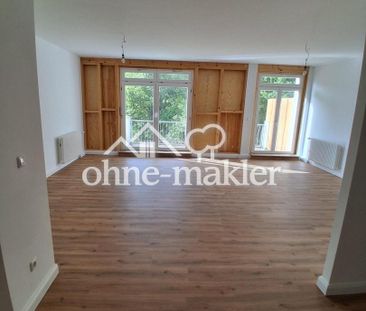 Schöne neu errichtete 3 bis 4 Zimmer-Dachgeschosswohnung mit geh. I... - Photo 3