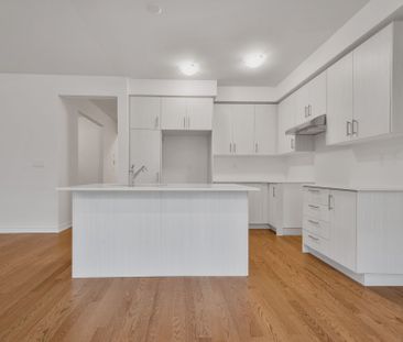 For Lease - 11 Gemini Drive, Barrie, Ontario - Photo 3