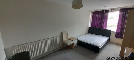 WF6, Normanton - Photo 2