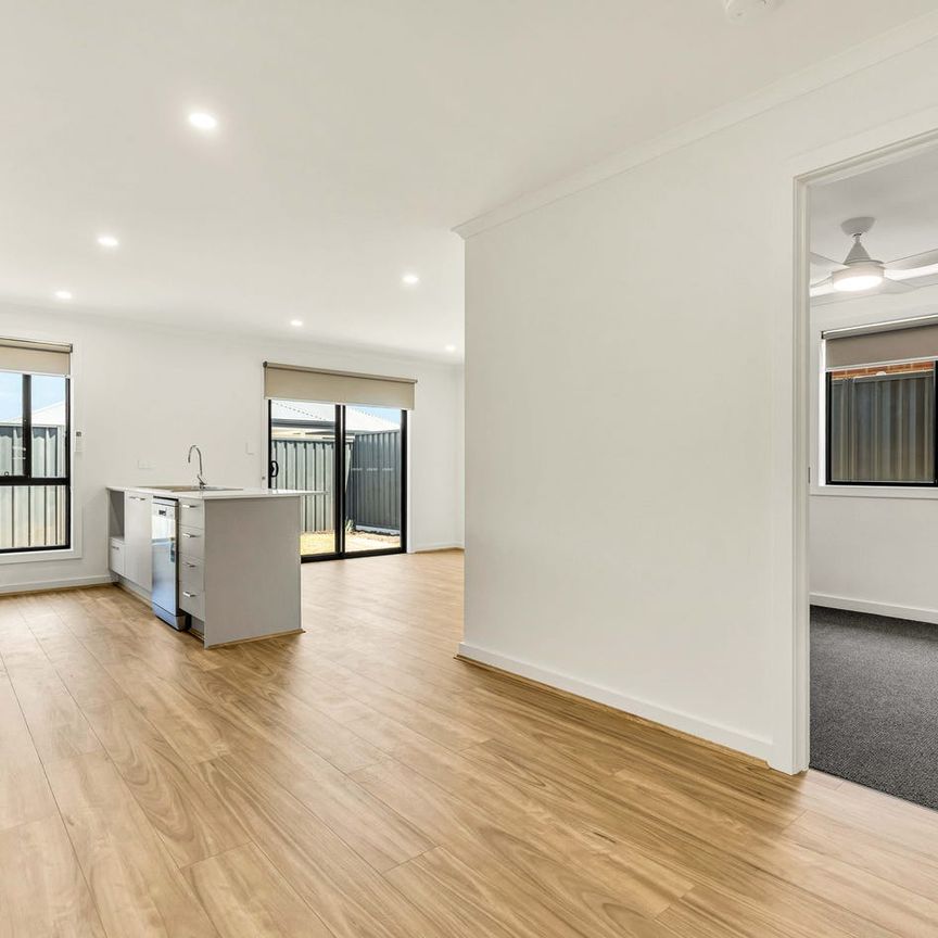 Welcome to your new home in the sought-after Munno Para Downs neighborhood Olivewood Estate - Photo 1