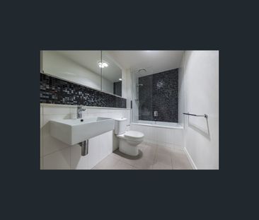 1001/18 Mt Alexander Road, Travancore, Vic 3032 - Photo 4