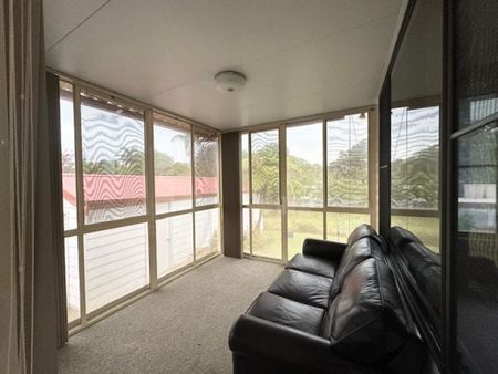 14 Alexander Street Mount Hutton NSW - Photo 5