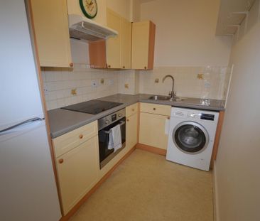 1 bedroom ground floor flat to rent - Photo 6